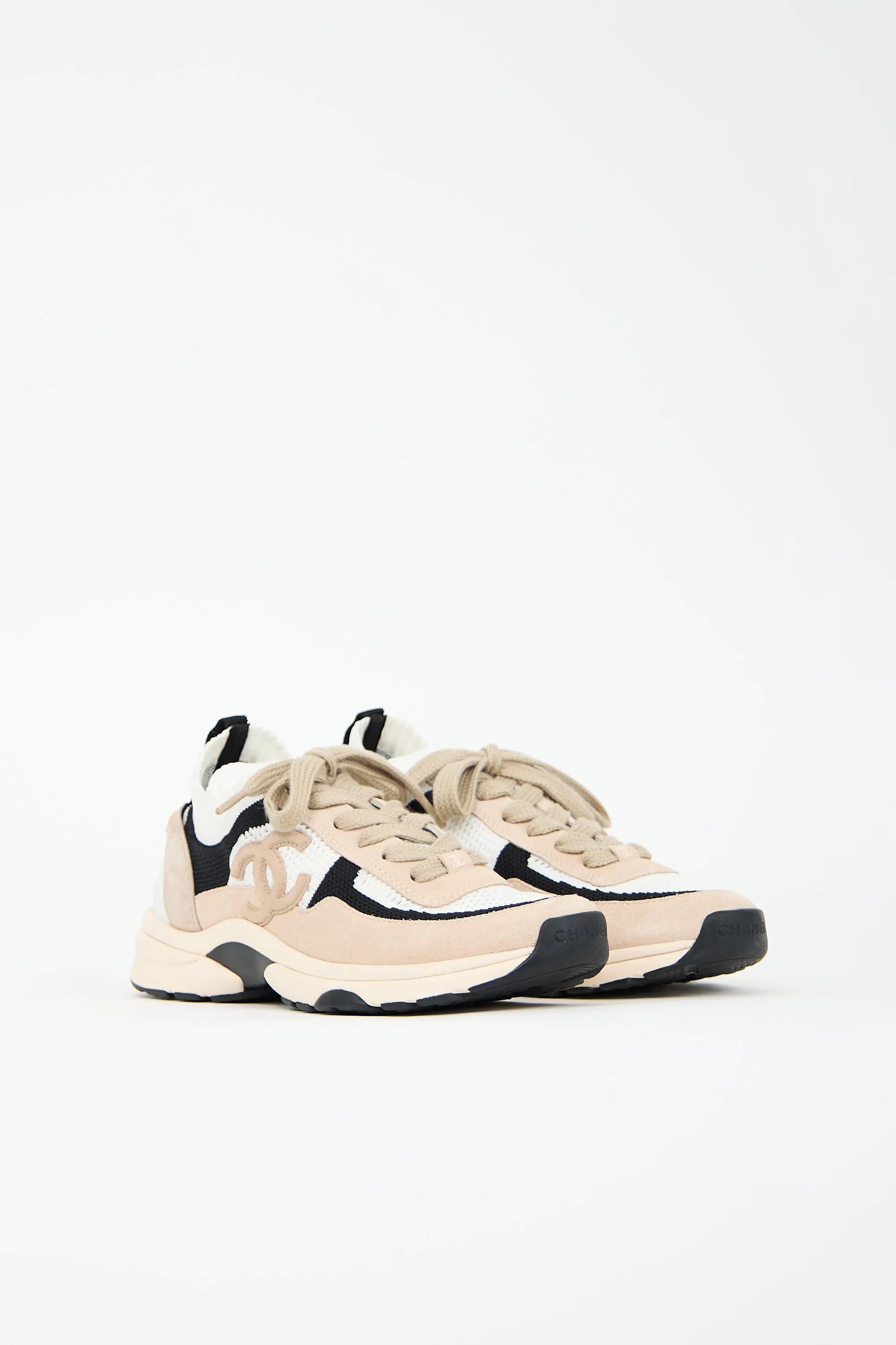 2022 Knit Mesh & Suede Sneaker